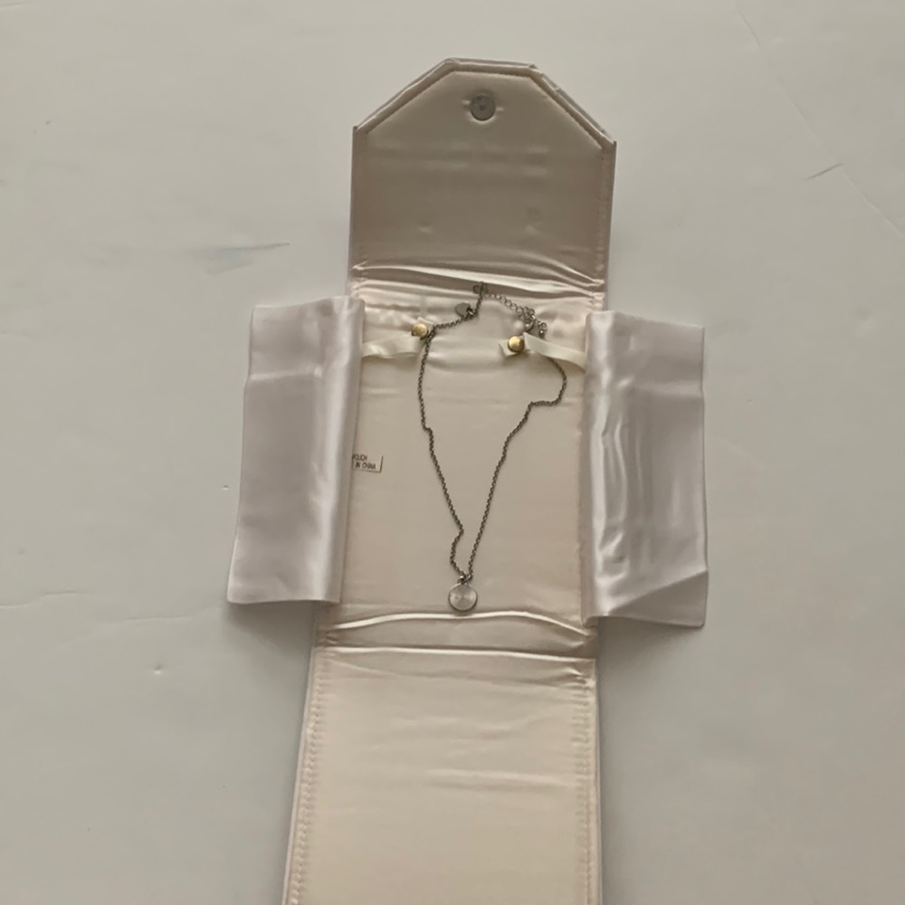 Leatherette necklace holder for travel or storage 6” x 8 1/2”